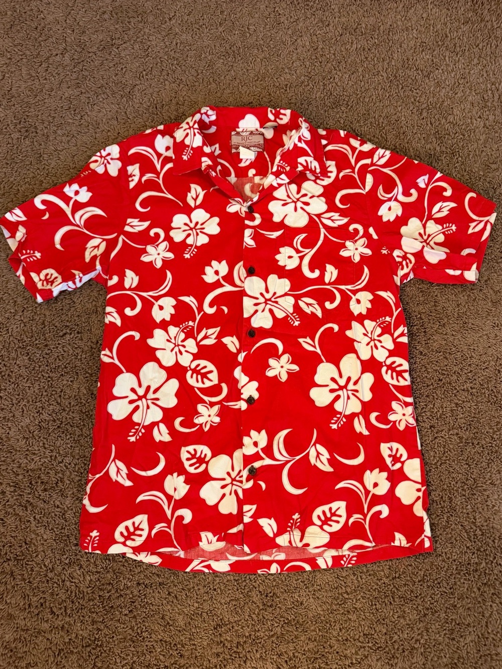 VTG Men's Red Floral Short-Sleeve Button-Down Shirt Made in USA
